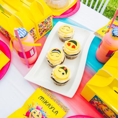 Matassia Peters Emoji Party 21
